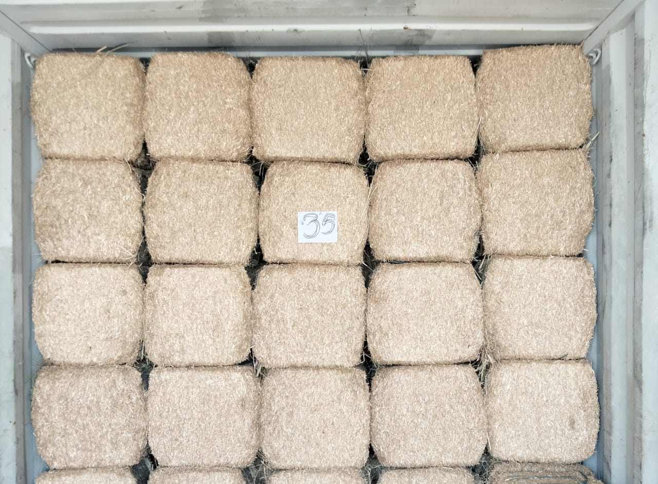 wheat straw suppliers Pakistan